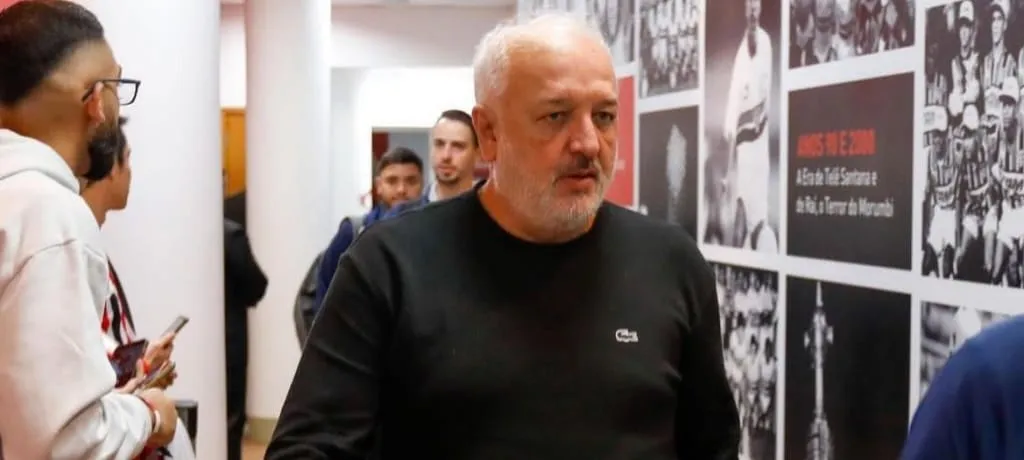 Diretor de futebol deixa o São Paulo depois de goleada histórica