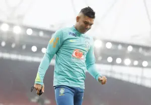 Casemiro avalia possíveis próximos líderes da seleção brasileira