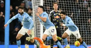 Foden decide nos acréscimos e Manchester City vence o Leeds United na Premier League