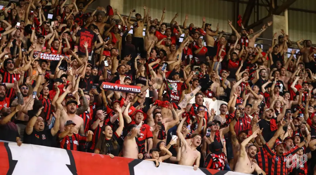 No tradicional 3-5-2, confira a Seleção FI da 37ª rodada da Série B