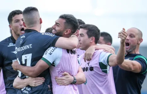 Coritiba garante titulo da Serie B