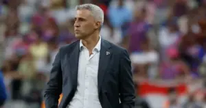 Muito além dos 6 a 0 para o Fluminense: como São Paulo vive ano de 2025 melancólico