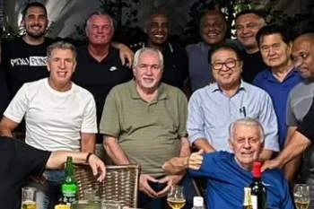 Dalécio reúne Careca, João Paulo, Ronaldão e amigos da bola