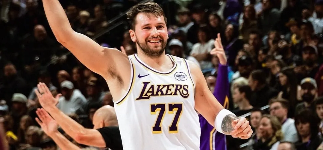 Doncic comanda vitória do Los Angeles Lakers sobre Utah Jazz