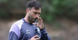 Botafogo de Davide Ancelotti encara pressão e elenco reduzido no clássico contra o Vasco