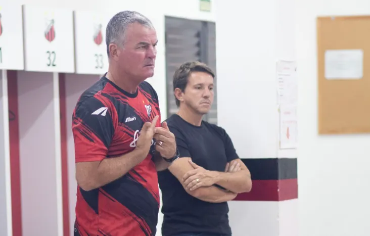 Com 118 jogos, Mazola Júnior pode se tornar o técnico com mais partidas pelo Ituano