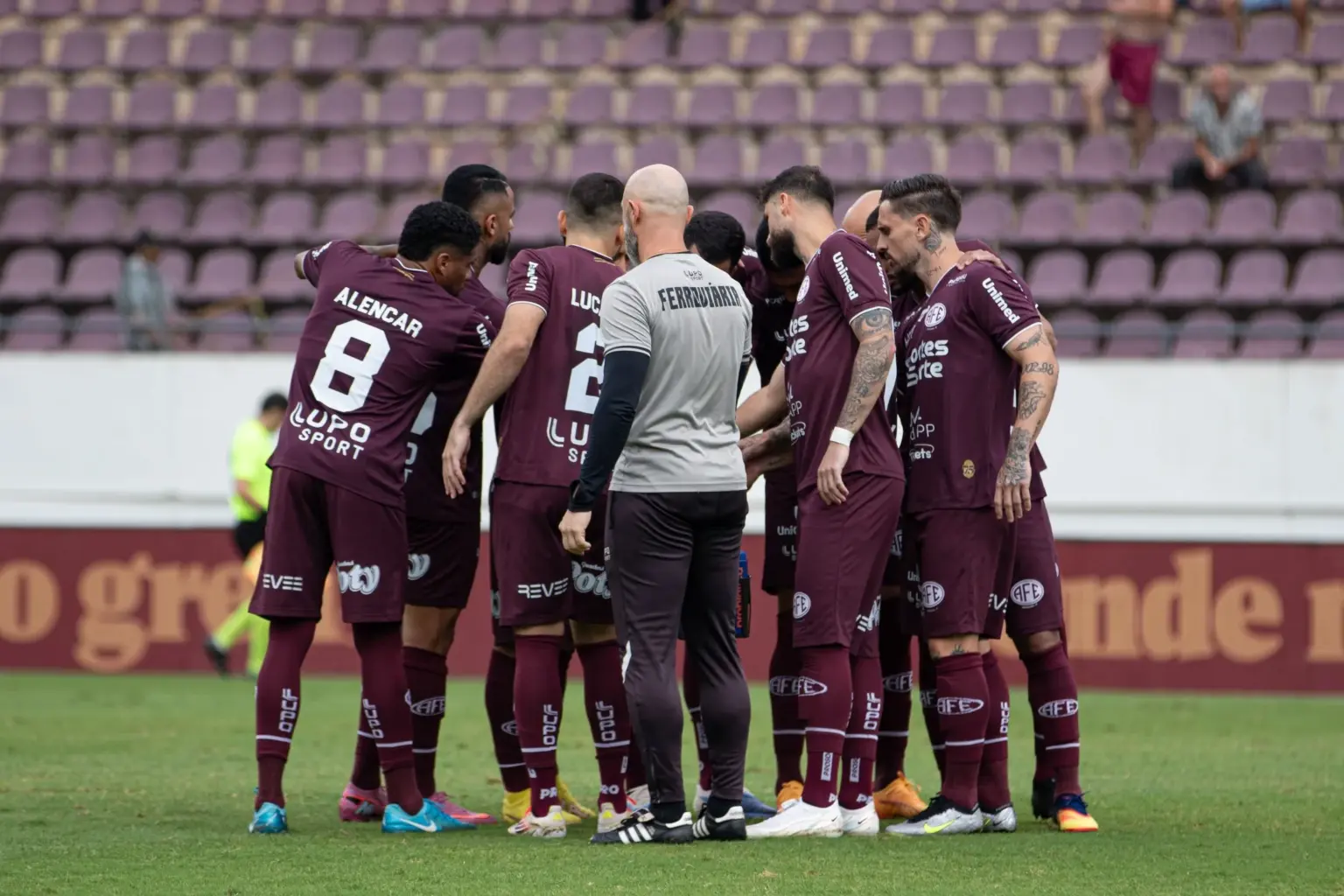 Ferroviária vê 22 jogadores em fim de contrato após queda à Série C