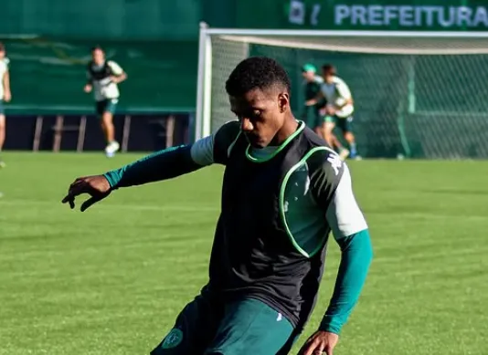 Chapecoense x Atlético-GO –  Chape precisa vencer e secar o G4