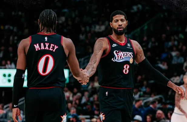 Philadelphia 76ers bate Milwaukee Bucks após prorrogação na NBA