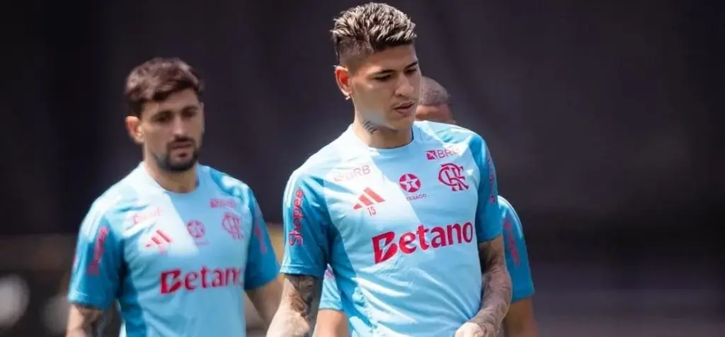 Flamengo faz mistério em treino para a final da Libertadores