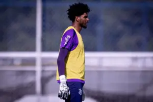Corinthians inicia semana com transição de lesionados