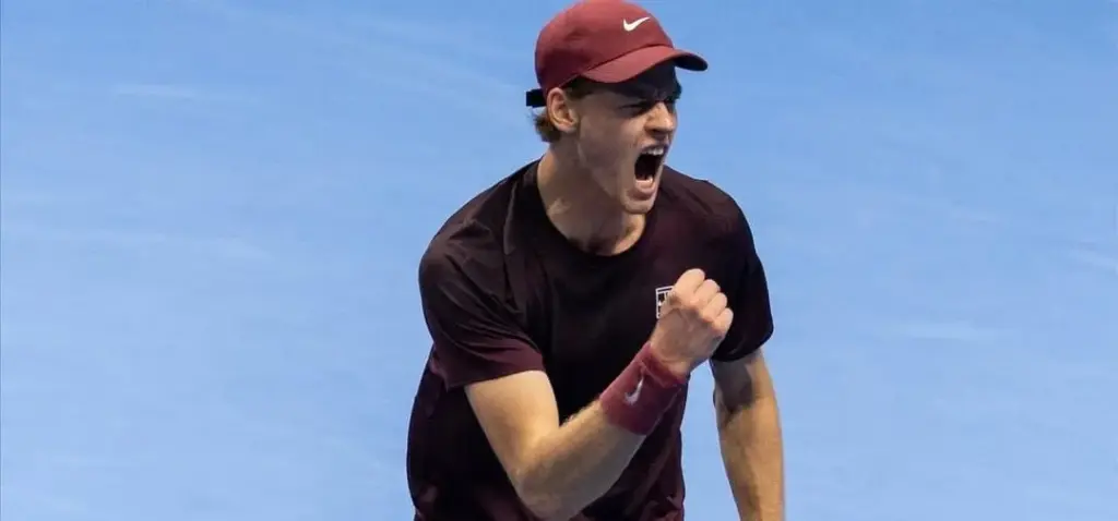 Sinner vence Shelton e pode encarar Alcaraz na decisão do ATP Finals