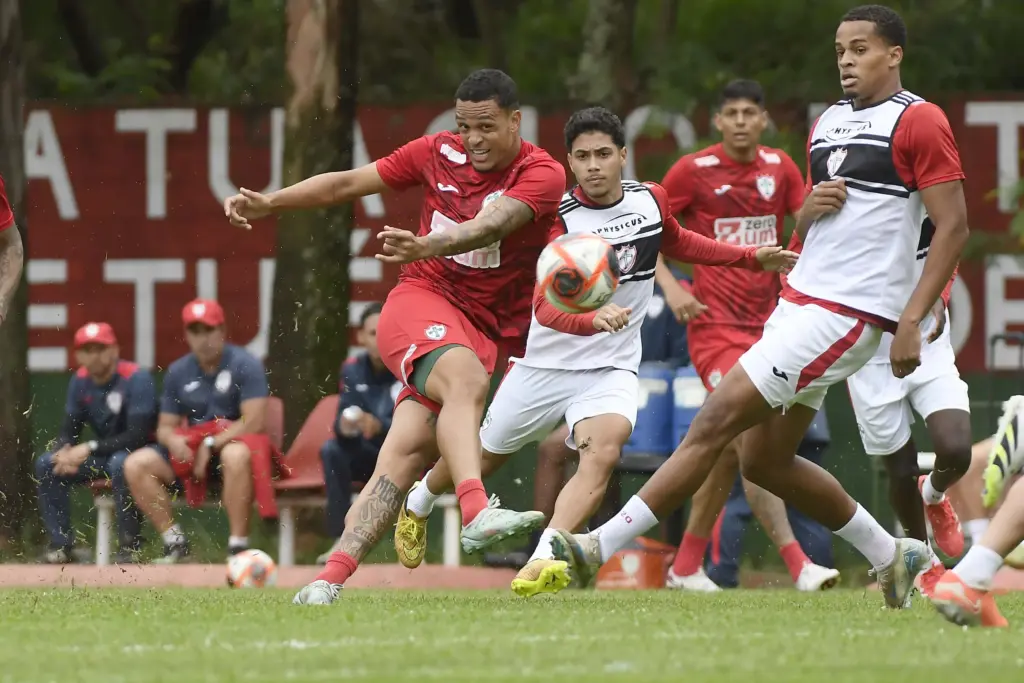 Portuguesa encerra a pré-temporada com vitória em jogo-treino 4 JT 08 11