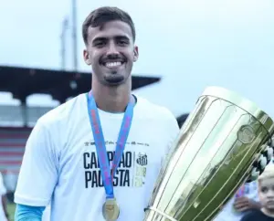 Goleiro Rodrigo Falcão brilha nos pênaltis e conquista título de forma heroica