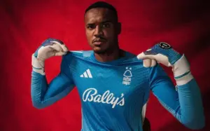 John é convocado por Carlo Ancelotti para o lugar de Hugo Souza na seleção brasileira