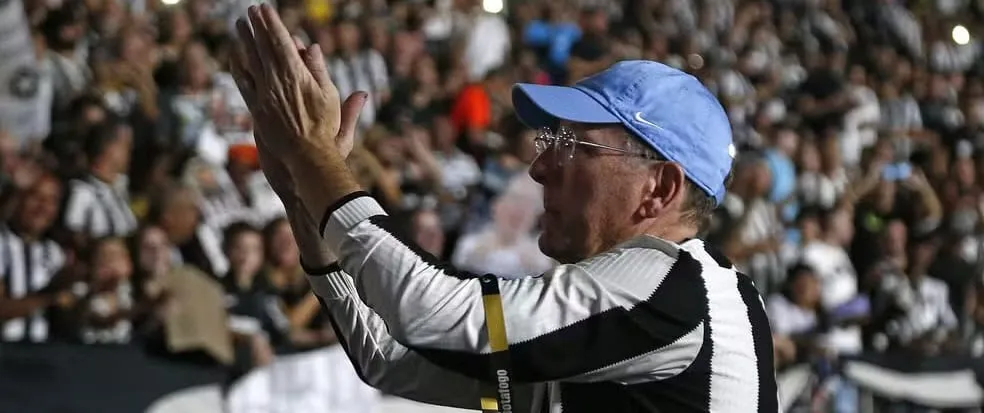 SAF do Botafogo só poderá vender jogadores com aval da Justiça