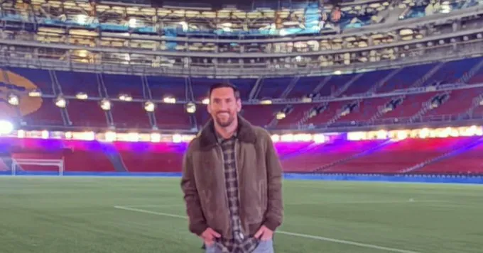 Messi volta ao Camp Nou e fala em se despedir ‘não apenas como jogador’