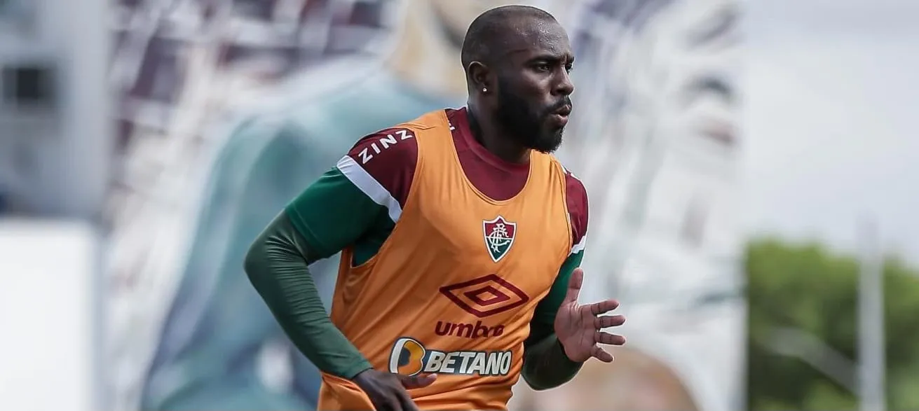 Manoel tem futuro incerto no Fluminense e pode ficar livre no mercado
