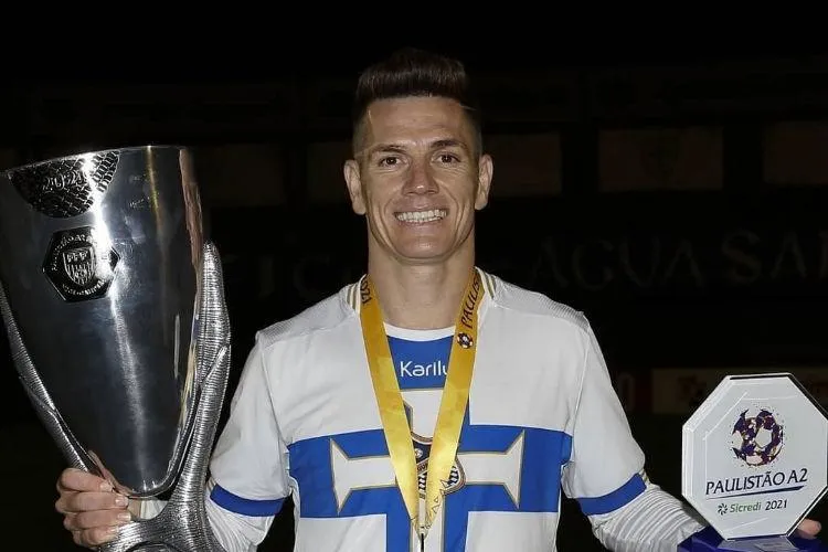 Marzagão em sua primeira passagem pelo Água Santa 