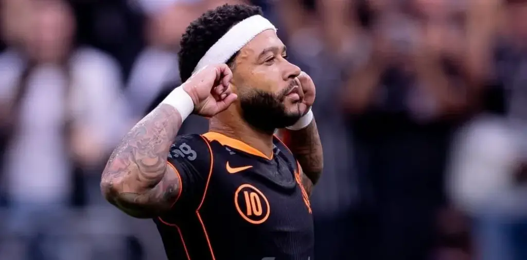 Veja detalhes da dívida milionária do Corinthians com Memphis Depay