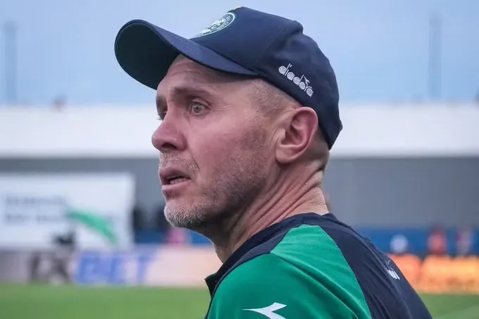 Mozart celebra título da Série B pelo Coritiba: 