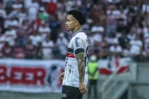 Santa Cruz perde Nathan após atraso de pagamentos