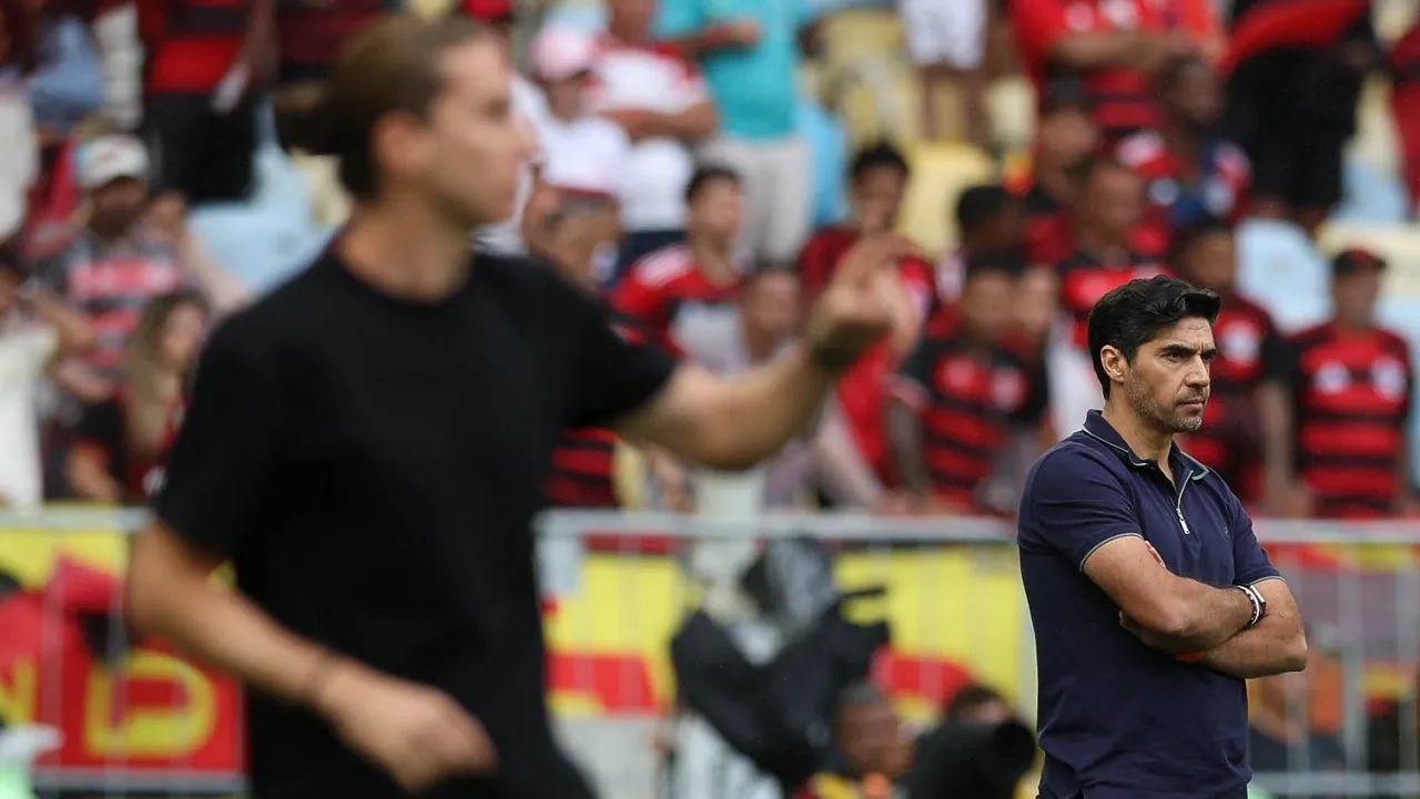 Abel Ferreira e Filipe Luís concorrem a prêmio de melhor técnico do mundo em 2025; veja lista