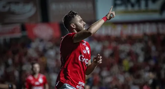 Série B: Poveda se despede do Vila Nova e vira baixa na última rodada