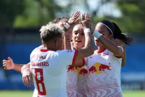 PAULISTA FEMININO: Red Bull Bragantino goleia Taubaté e dorme no G-4