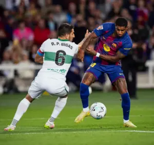 Barcelona se reabilita e segue à caça do Real Madrid no Espanhol