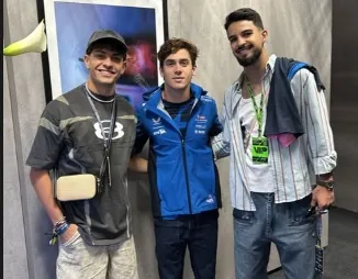 Argentinos do Palmeiras tietam conterrâneo Colapinto no GP de São Paulo de F-1