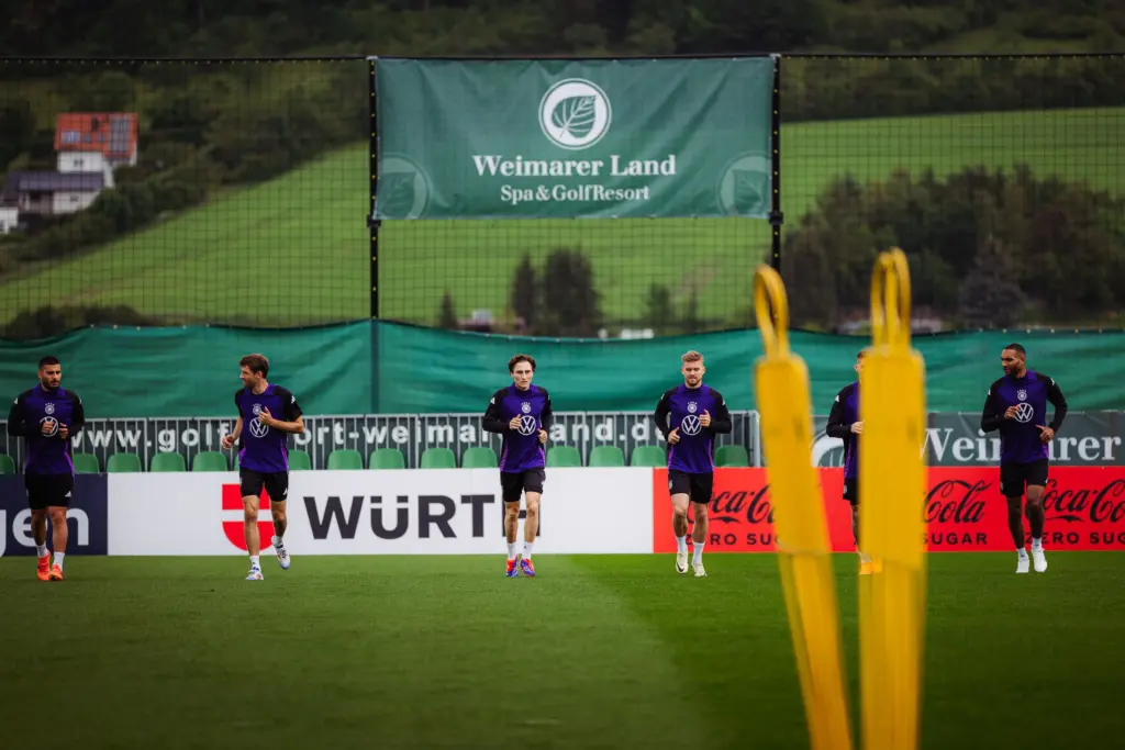 Federação Alemã quer indenização por jogadores que troquem de seleção (Foto: Divulgação)