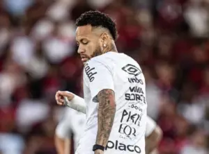 Neymar chama juiz de arrogante: 'Tomei amarelo porque ele me ameaçou'