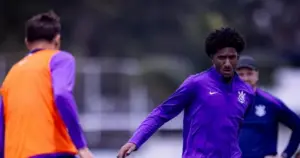 Corinthians sofre com dívidas e pode perder jogadores importantes no fim do ano