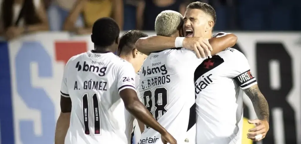 Jogadores do Vasco reunidos (Foto: Matheus Lima-CRVG)