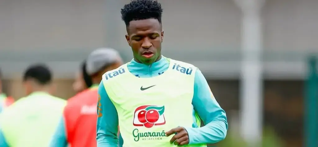 Vinícius Júnior aponta evolução da seleção com Ancelotti