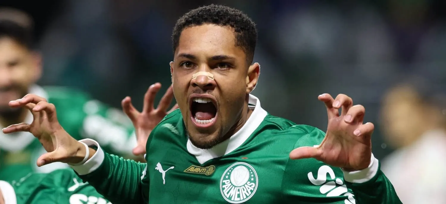 Manchester United mira a contratação de Vitor Roque, do Palmeiras