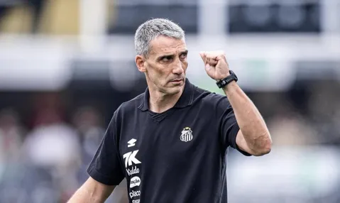 Santos: Vojvoda elogia partida de Robinho Jr. e comenta sobre futuro da joia 2 Vojvoda Santos RaulBaretta