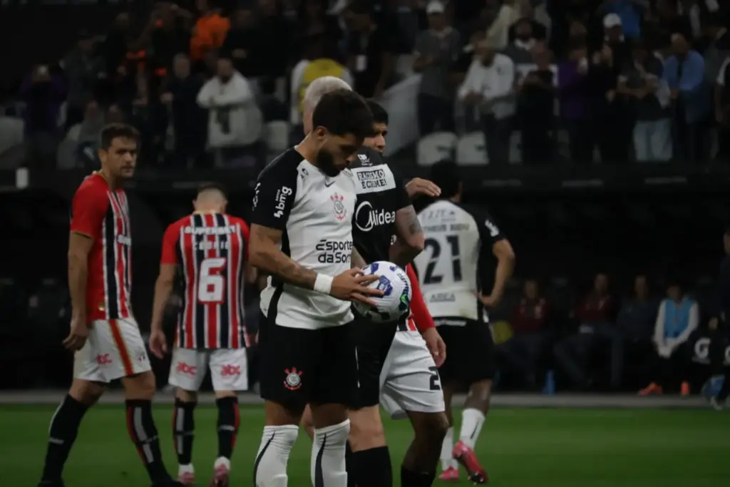 Corinthians 3 x 1 São Paulo - Timão bate rival em duelo direto