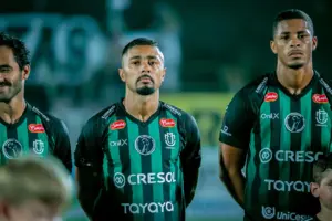 Maringá confirma saídas de Parrudo e Max Miller do elenco