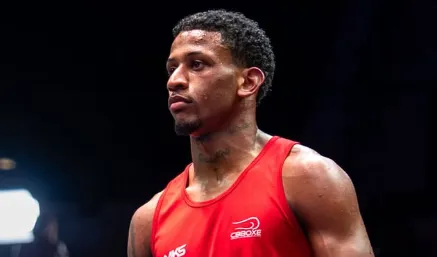 Yuri Falcão, sobrinho de Esquiva, terá 'carreira híbrida' no boxe