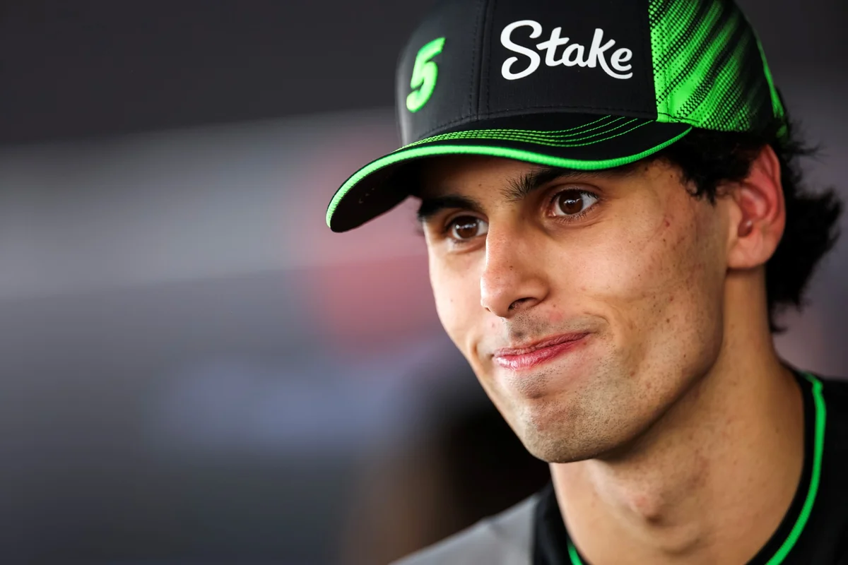 Bortoleto lamenta estreia em São Paulo: “Chateado por não entregar fim de semana decente”