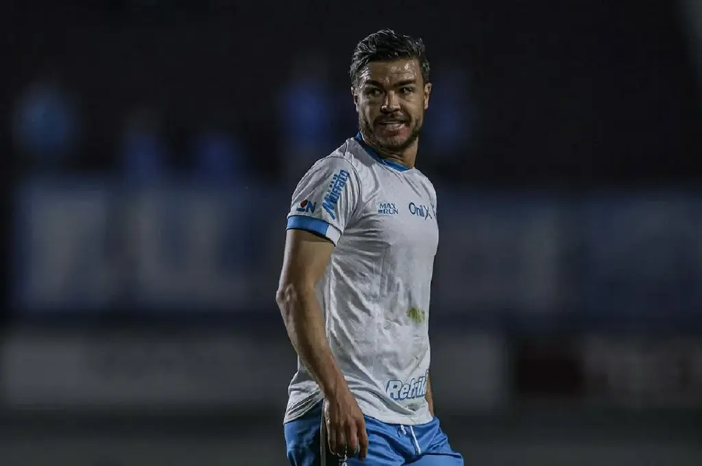 Cristiano não deve permanecer na Portuguesa para 2026 2 Foto: Divulgação/Londrina