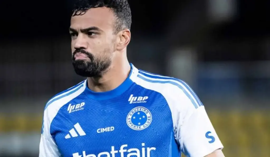 Zagueiro do Cruzeiro lamenta empate contra Fluminense: “Faltou pouco mais de sorte”