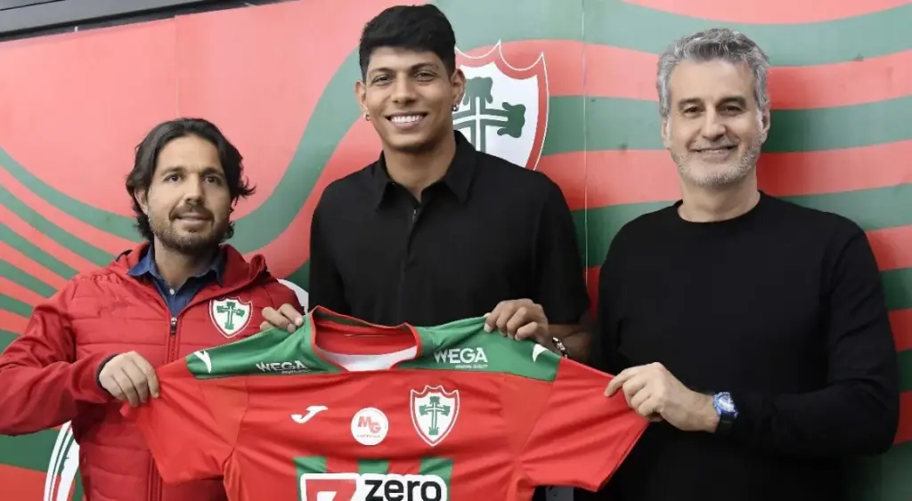 Portuguesa reforça o meio-campo com Zé Vitor, vice-campeão paranaense