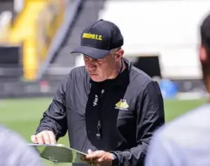 Série B: Eduardo Baptista destaca postura do Criciúma contra o Atlético-GO