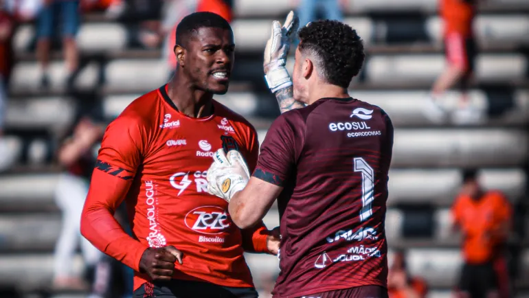 COPA FGF: Nos pênaltis, Aimoré e Brasil de Pelotas carimbam vaga para decisão