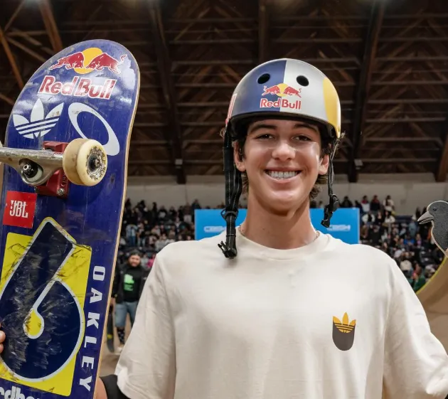 Gui Khury faz maior pontuação da história e conquista o STU Vert em SP