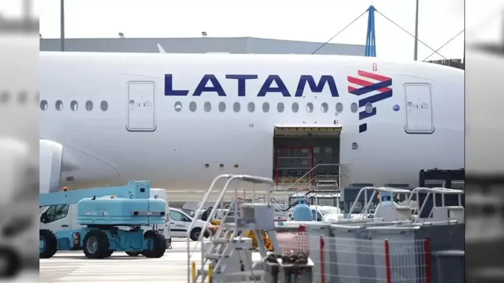 Latam cancela voos para Lima e torcedores podem perder final da Libertadores