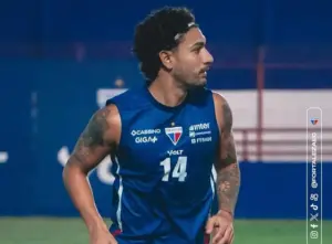 Lateral do Fortaleza admite má fase: 